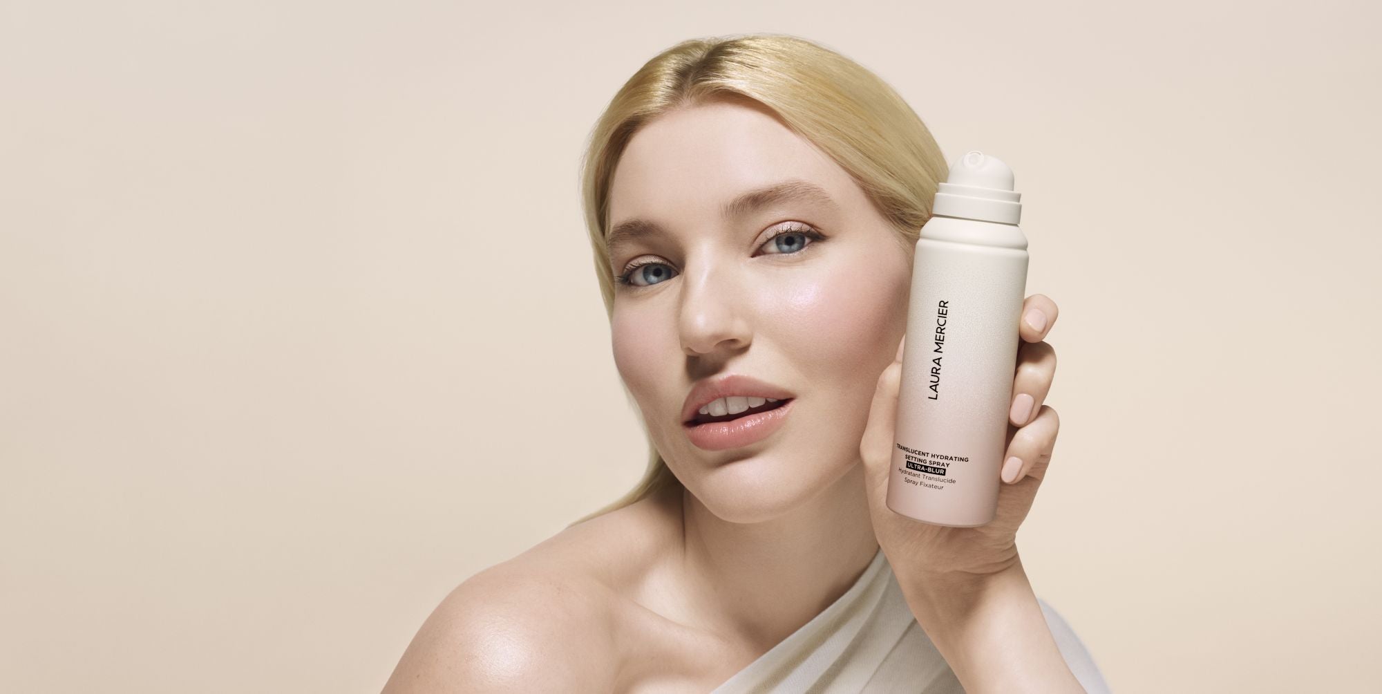 Model holding setting spray