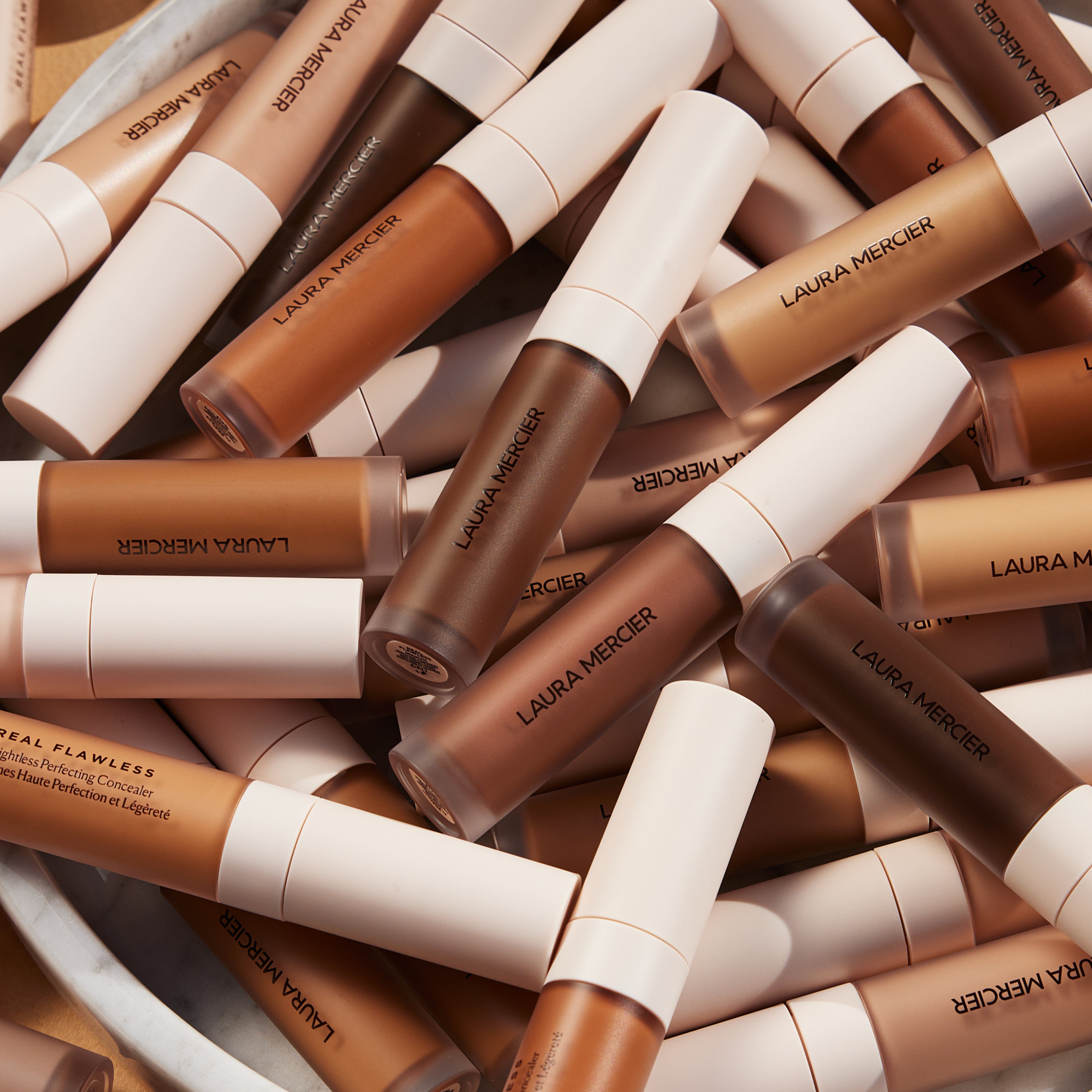 Real Flawless Weightless Perfecting Serum Concealer